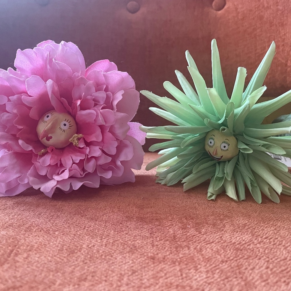 Vintage Department 56 Bloomin’ Fliowers